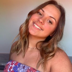 Meet your Posher, Jenna